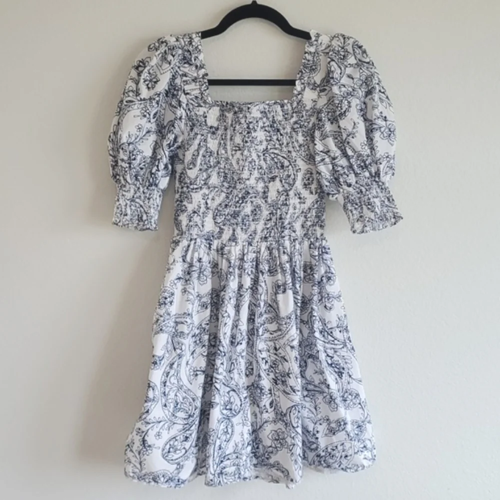 Smocked puff sleeve dress size S - Picture 5 of 6